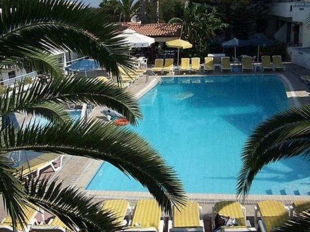 Yiannis Yard Studios & Apartments Kos Town Room photo