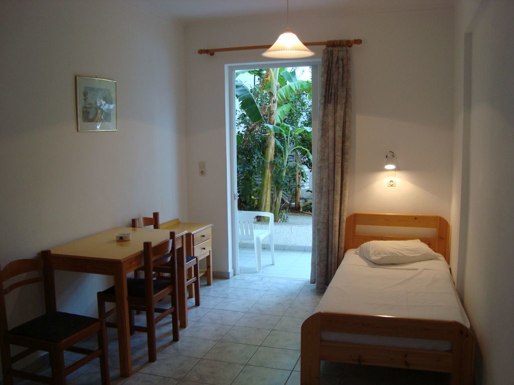 Yiannis Yard Studios & Apartments Kos Town Exterior photo