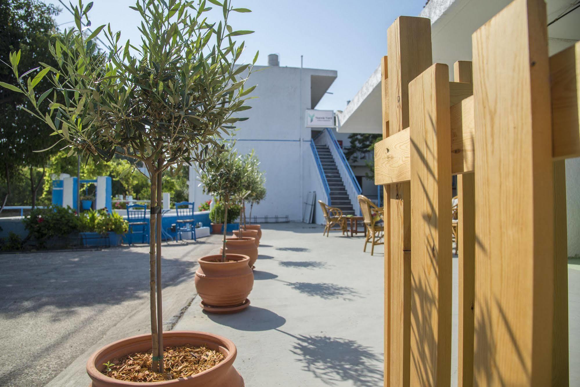 Yiannis Yard Studios & Apartments Kos Town Exterior photo