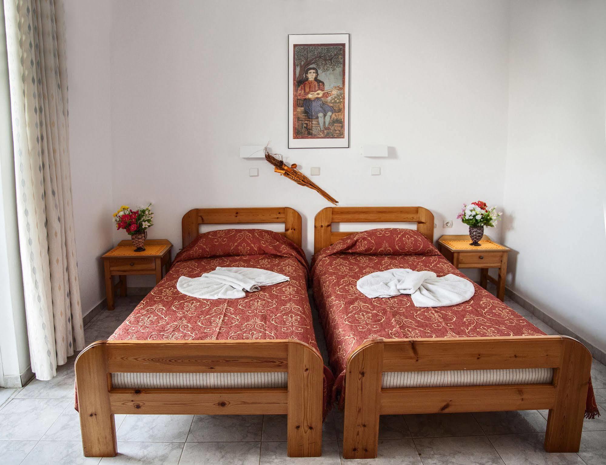Yiannis Yard Studios & Apartments Kos Town Exterior photo