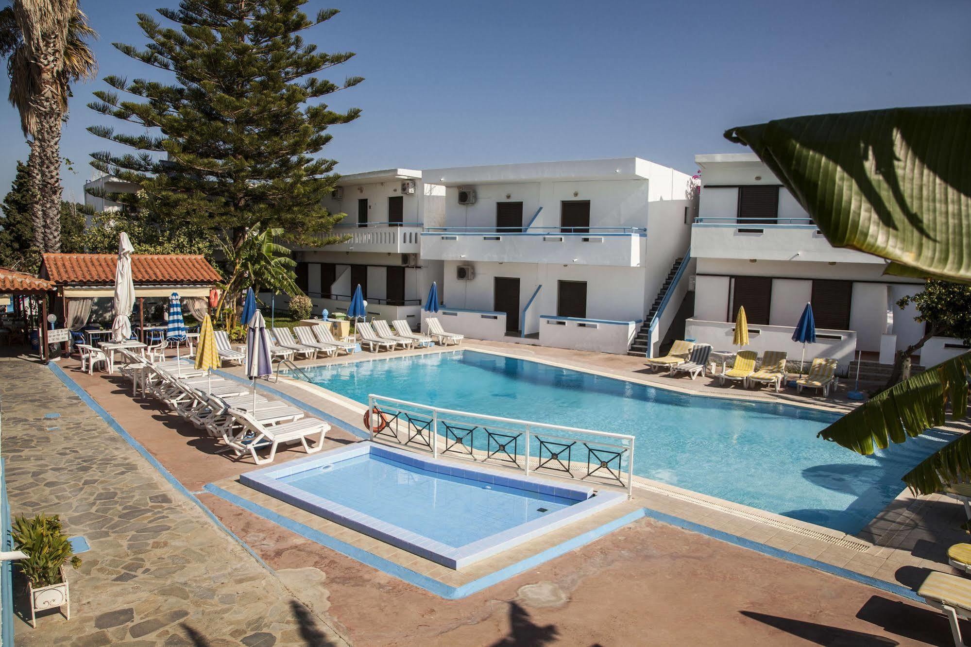 Yiannis Yard Studios & Apartments Kos Town Exterior photo