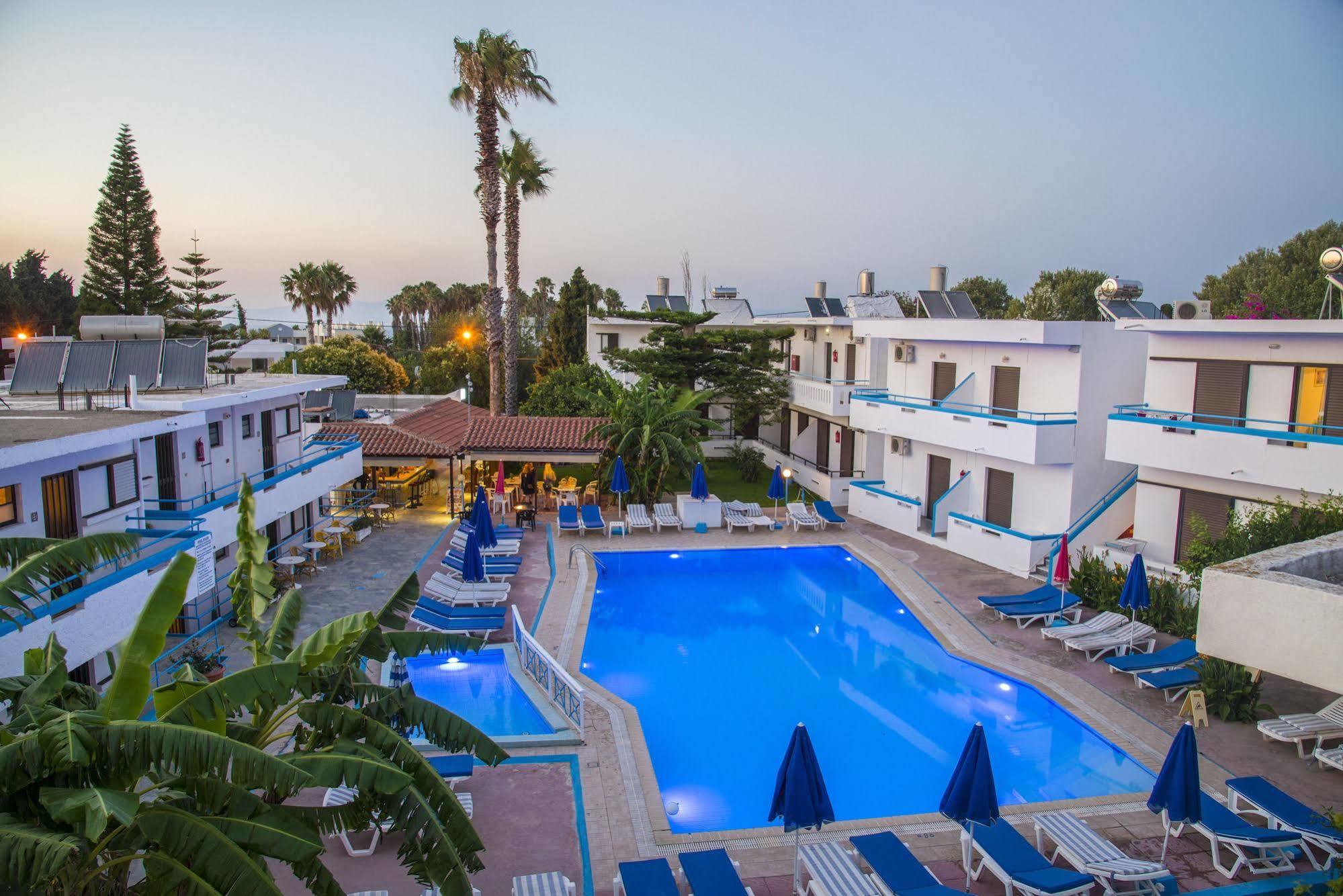Yiannis Yard Studios & Apartments Kos Town Exterior photo