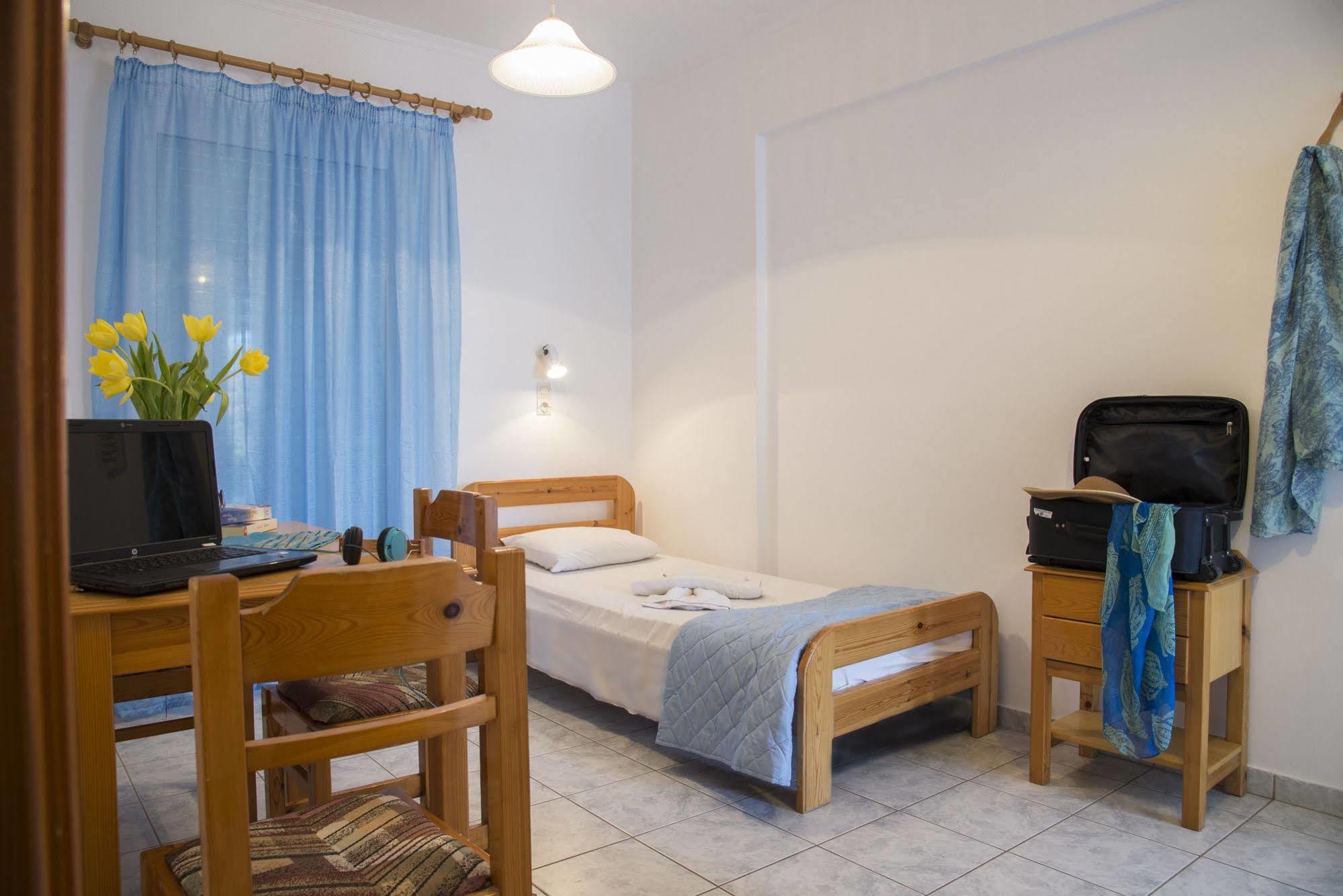 Yiannis Yard Studios & Apartments Kos Town Exterior photo
