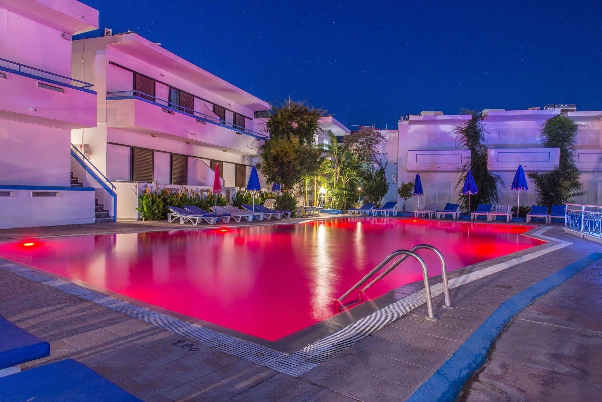 Yiannis Yard Studios & Apartments Kos Town Exterior photo
