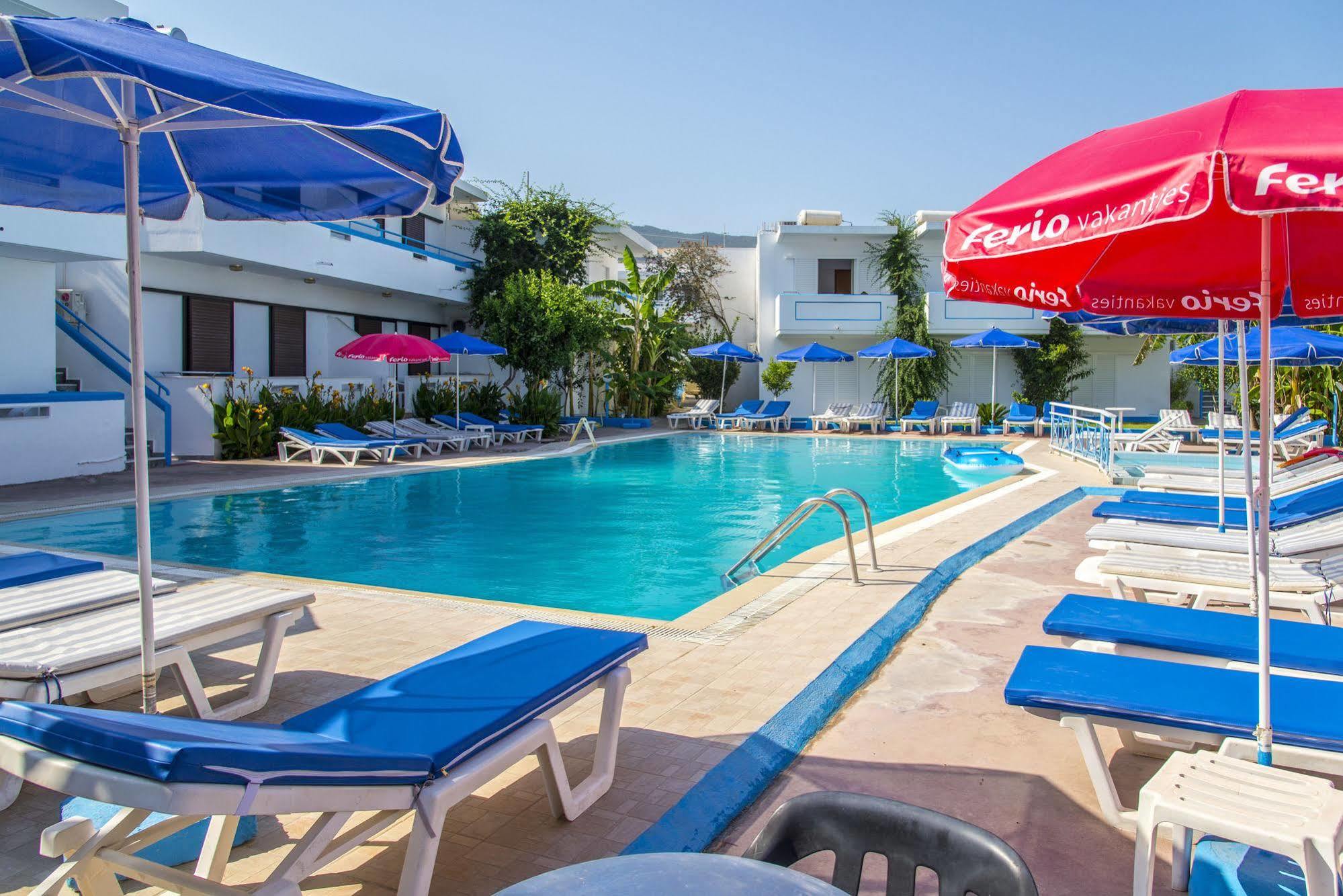 Yiannis Yard Studios & Apartments Kos Town Exterior photo